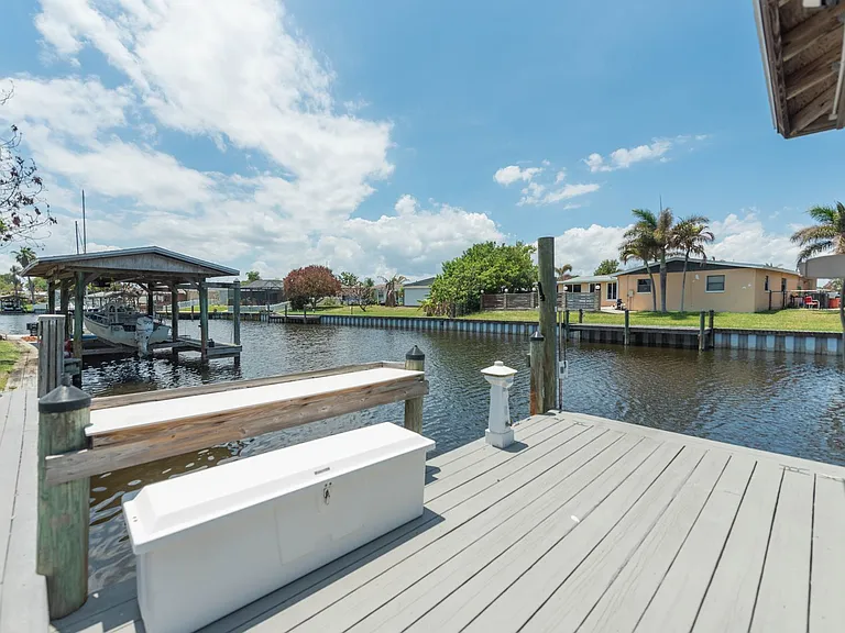 444 Finch Dr — Photo 38