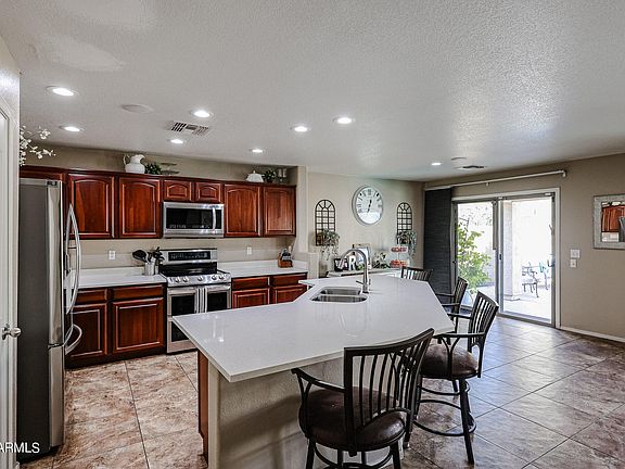 3rd image of 18542 W VALERIE Drive