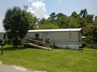 404 Oaks Dr, Kinston, NC 28504