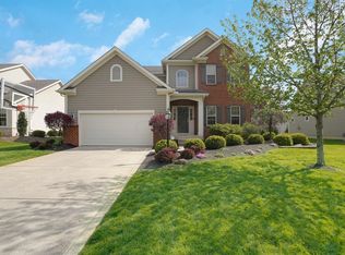 6853 Meadow Glen Dr, Westerville, OH