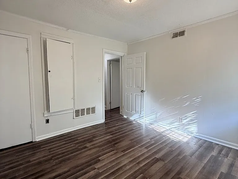 626 W Patton Ave — Photo 10