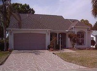 712 Vista Pl, Lady Lake, FL 32159