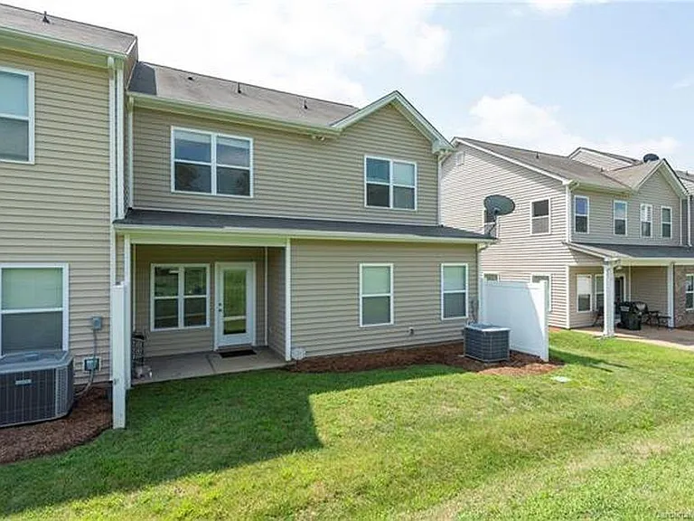 4558 Craigmoss Ln — Photo 30