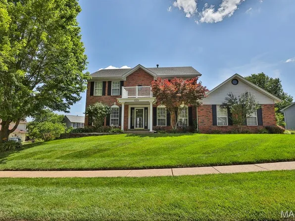 1377 Remington Oaks Ter, Fenton, MO 63026