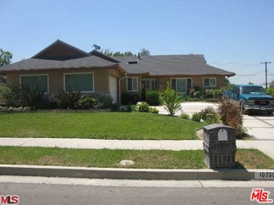 10730 Kurt St, Sylmar, CA, 91342