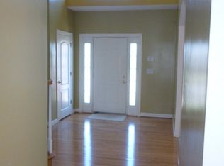 409 Millhouse Ct, Chesapeake, VA 23323