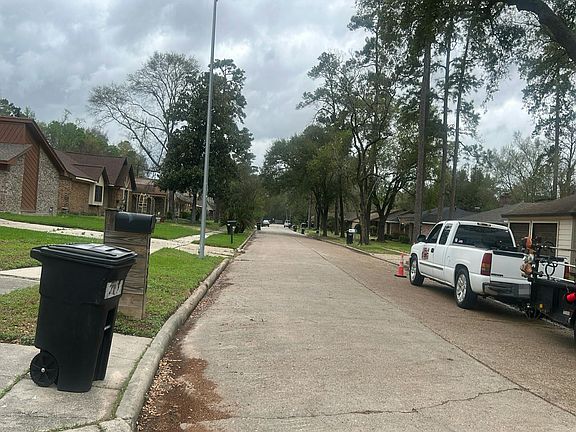 4th image of 1738 Hollyberry Dr