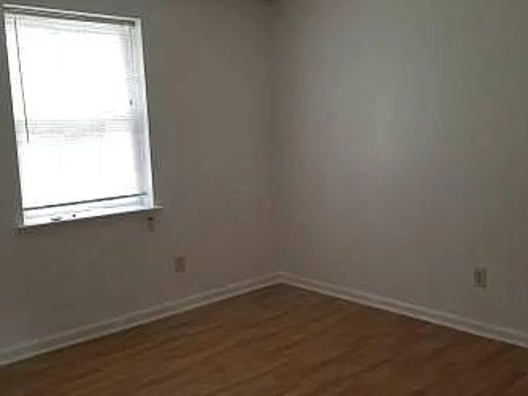 7308 Renyard Ct — Photo 14