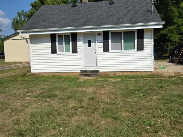 2329 Eugene St, Burton, MI 48519