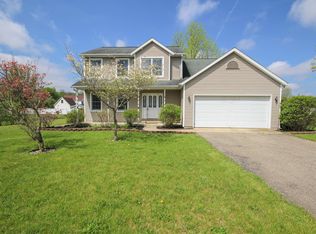 56410 Buffalo Dr, Three Rivers, MI 49093