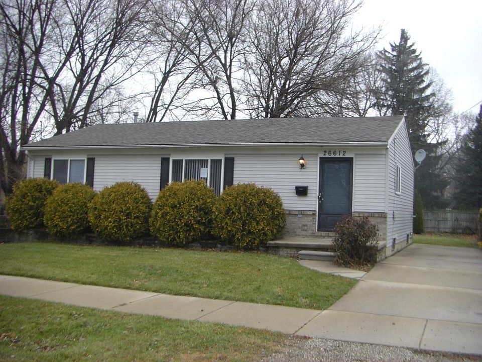 1st image of 26612 Vassar Ave