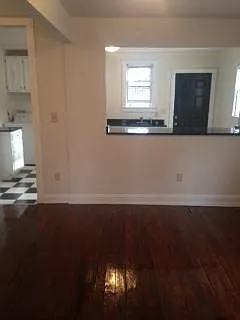 704 Lafayette Blvd — Photo 8