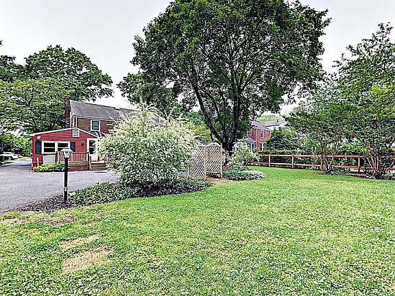 5th image of 61 Obre Pl