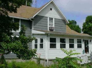 205 Calvary Ln, Angola, IN 46703