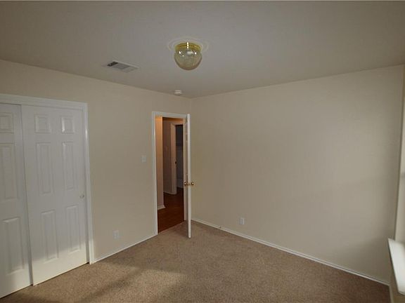 5th image of 2101 Hawksbury Way