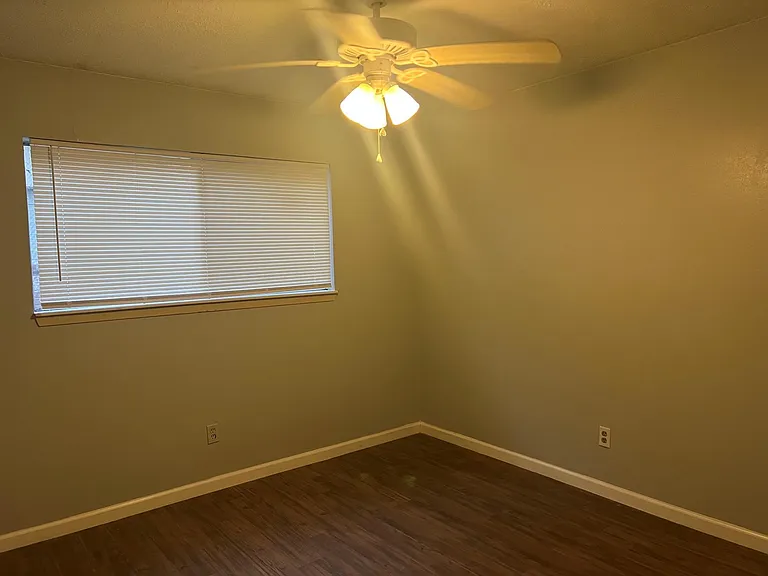 6742 Indian Lake Dr — Photo 13