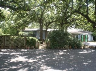 2201 W Gillis Ave, Cameron, TX 76520