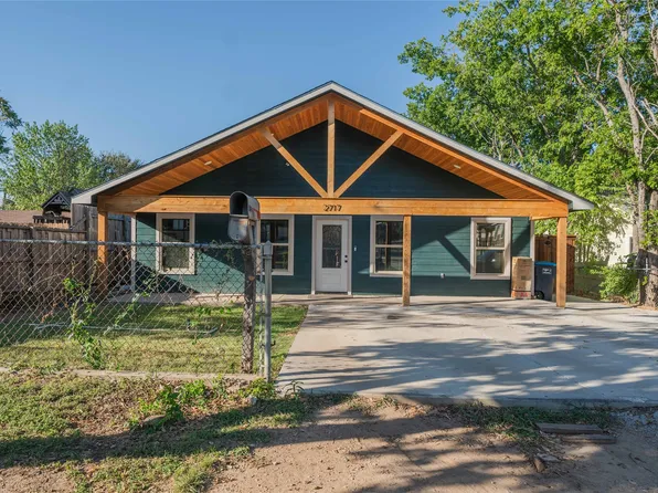 2717 NW 24th St, Fort Worth, TX 76106