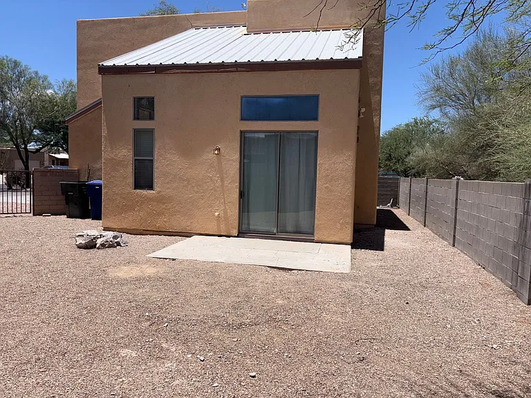 896 W Calle Estrella De Noche — Photo 22