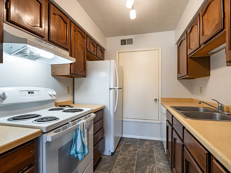 11328 Prospect Ave NE #D — Photo 9