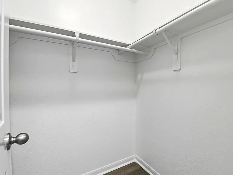 1230 Grassy View Dr — Photo 33