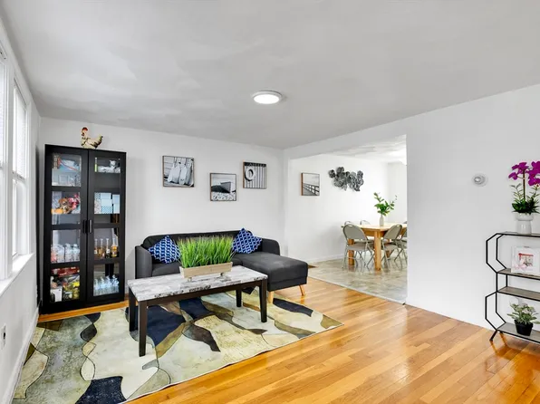 57 Bay State Rd, Quincy, MA 02171