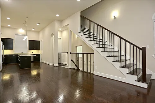 4009 Lillian Photo 1