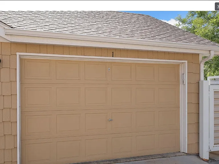 4905 Hahns Peak Dr #202 — Photo 38