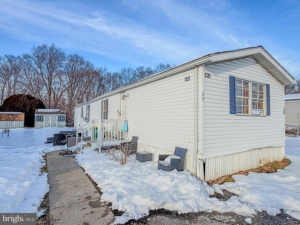 1st image of 29 W Reybold Dr #29