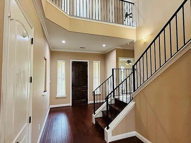 4 bed, 3.5 bath, 3027 sqft, $3,500 — Photo 4