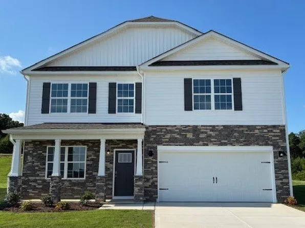 977 Misty Creek Drive, Aberdeen, NC 28315