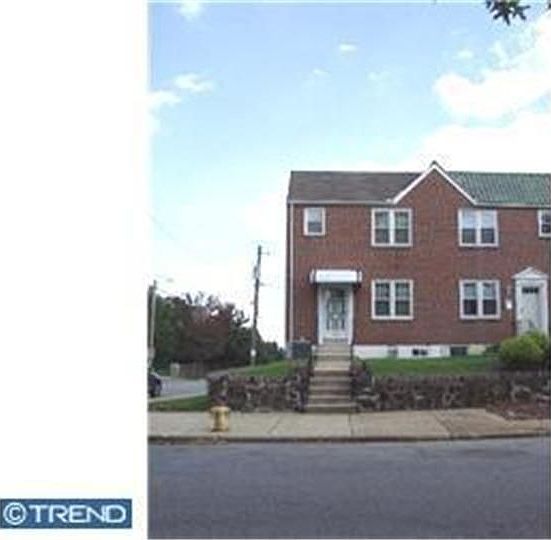 1st image of 400 S Clayton St
