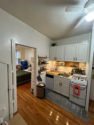 Rented by Green Line Realty