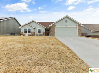 1129 Limestone Dr, Lampasas, TX 76550