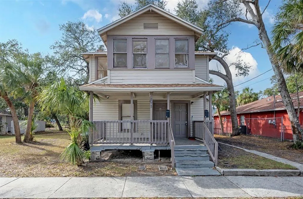 3 bed, 1.0 bath, 1250 sqft, $1,600 — Photo 1