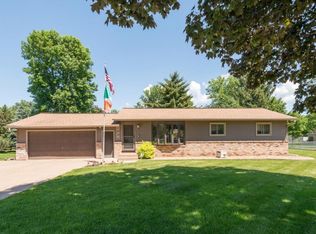 1931 Noble Rd, Arden Hills, MN 55112