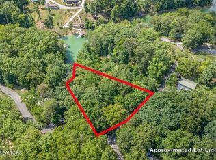 1901 Bootbluff Trl, Dandridge, TN 37725