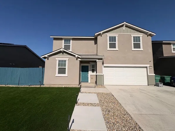 1463 S Orbit Cir, Hanford, CA 93230
