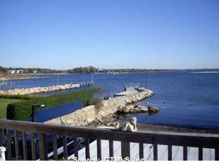 5 Ash St, Stonington, CT 06378