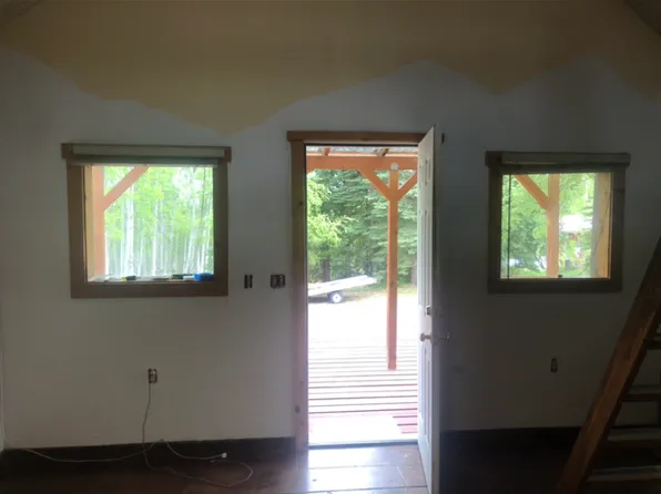 (undisclosed Address), Fairbanks, AK 99709