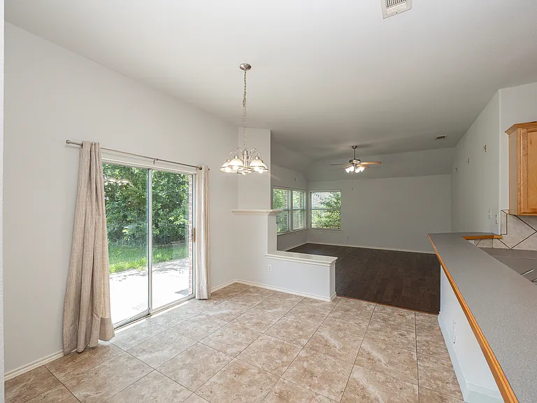 5556 Sky Ridge Dr — Photo 22