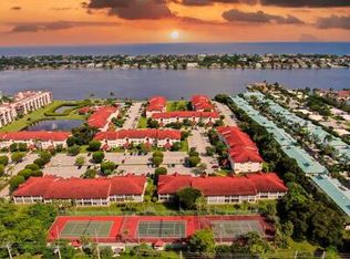 105 Half Moon Cir APT B1, Hypoluxo, FL 33462