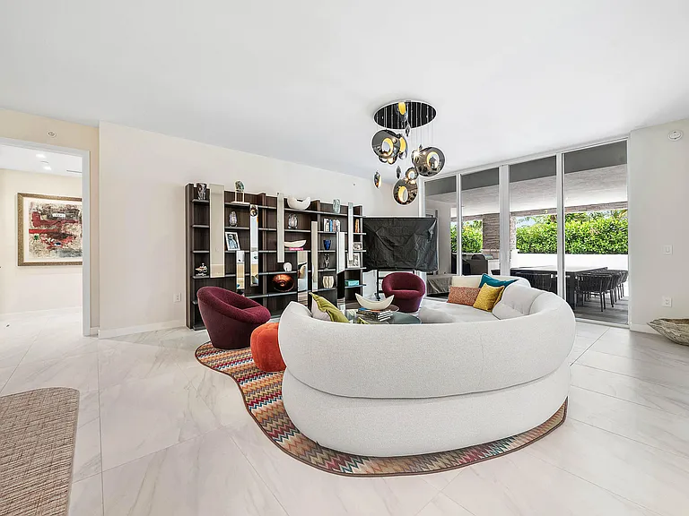 220 SE Mizner Blvd #205 — Photo 9