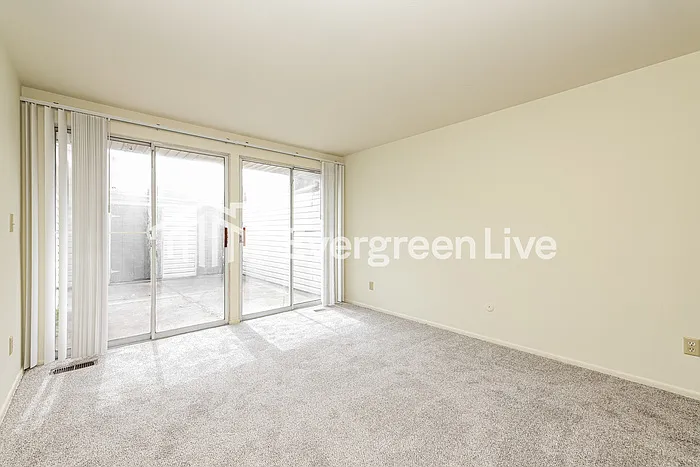 5664 Troy Villa Blvd — Photo 7