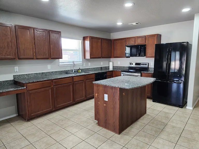 700 Swan Dr #1 — Photo 9