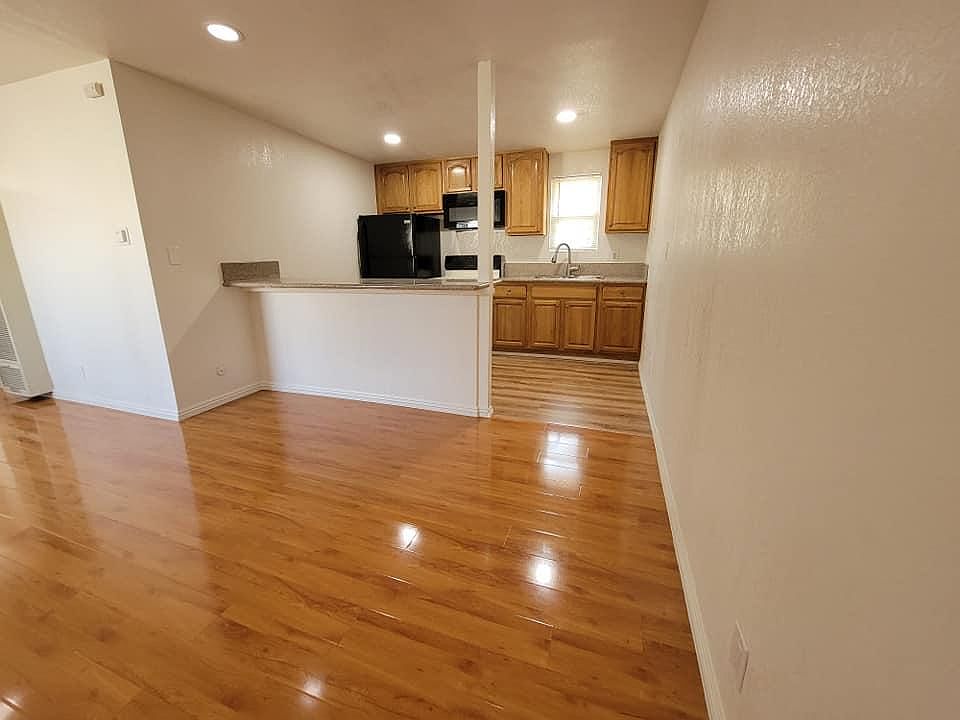 1st image of 393 Adena St APT 31