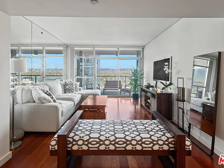 13650 Marina Pointe Dr #1706 — Photo 7