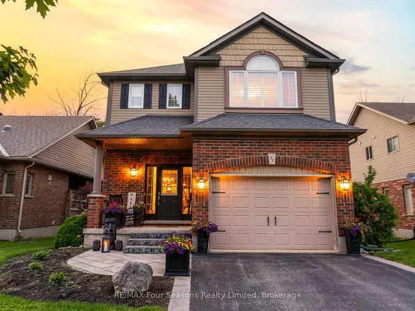 37 Chamberlain Cres, Collingwood, ON L9Y 0C9