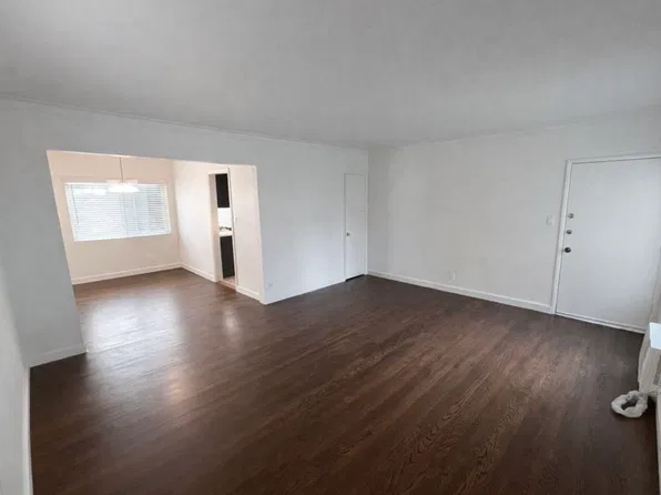 11437 Oxnard St APT 5, North Hollywood, CA 91606