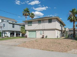 19 Dolphin St, Hitchcock, TX 77563